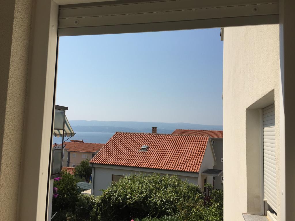 Apartments Bilic Nemira Omis Bagian luar foto