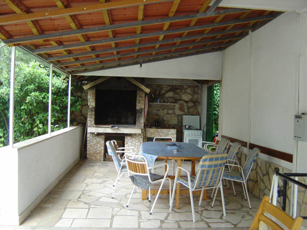Apartments Bilic Nemira Omis Bagian luar foto