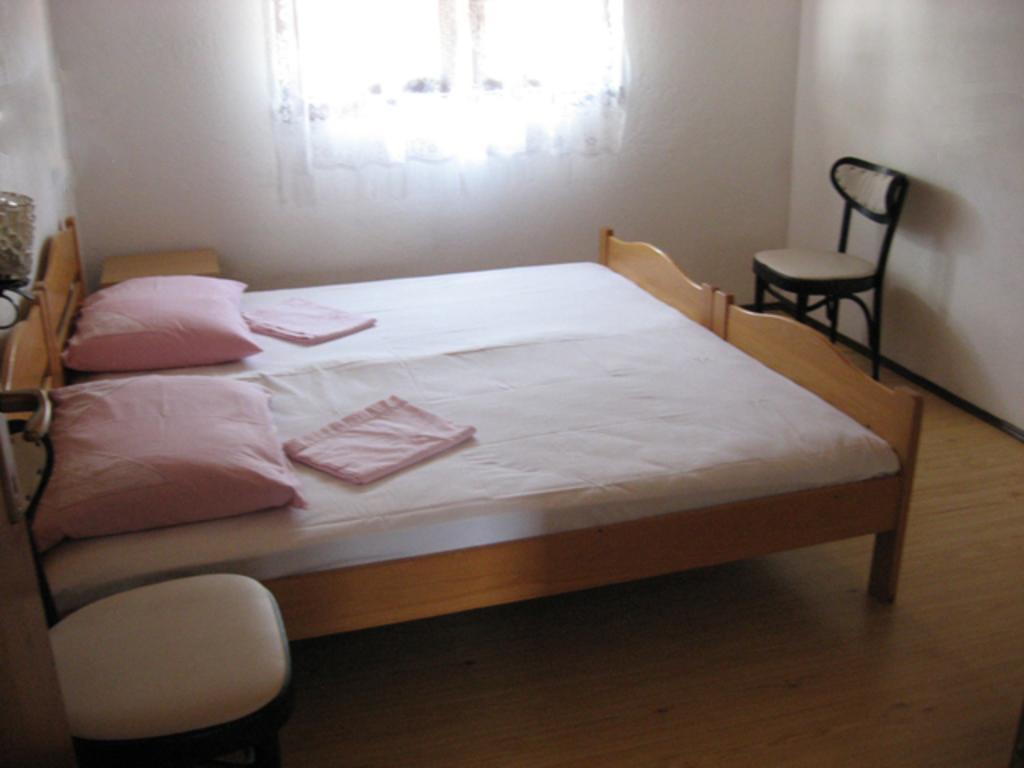 Apartments Bilic Nemira Omis Bagian luar foto